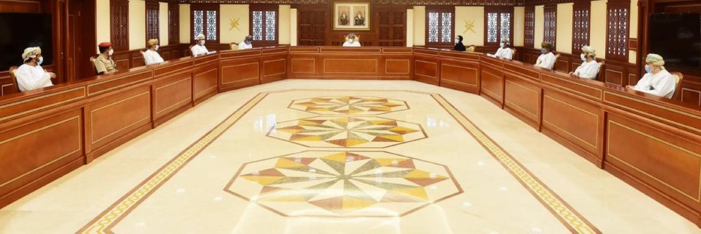 سلطنة عمان تقرر اغلاق المنافذ البرية