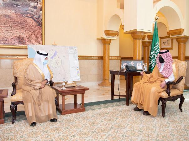 نائب أمير منطقة مكة المكرمة يستقبل رئيس جامعة ام القرى