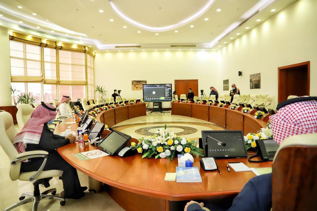 رئيس جامعة الجوف يرعى فعاليات ندوة “الطفولة المبكرة والعصر الرقمي”