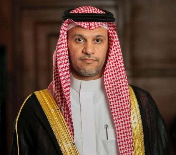 رئيس هيئة الهلال الأحمر السعودي يتفقد الخدمات الإسعافية بمنطقة نجران