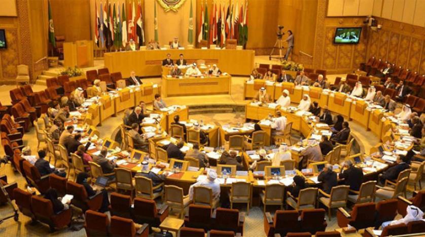 البرلمان العربي يؤكد دعمه الكامل لجهود مصر لعودة حركة الملاحة عبر قناة السويس