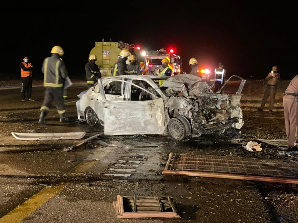 وفاة وعدة إصابات نتيجة حادث على طريق الروسان بالجوف