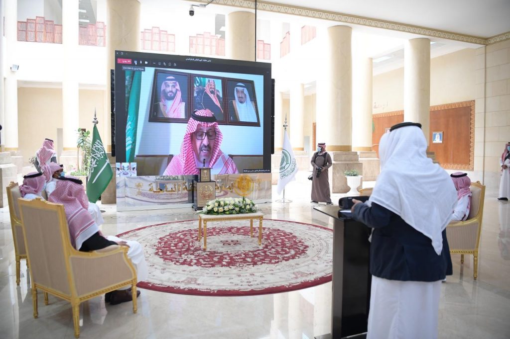 سمو أمير الباحة  يدشن مبادرات مجموعة STC بالمنطقة