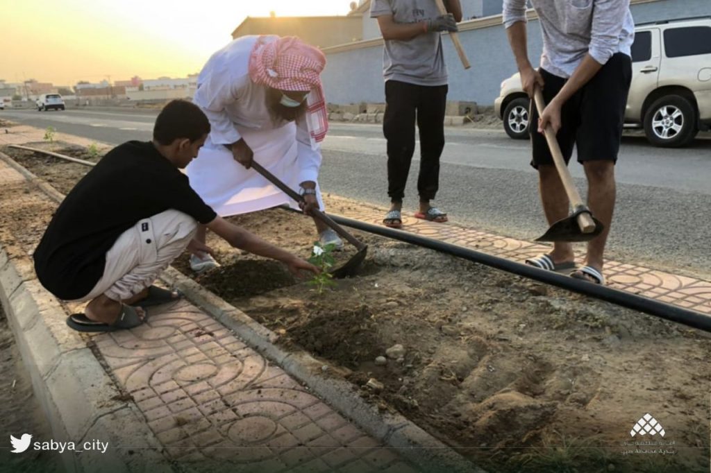 بمشاركة 50 متطوع بلدية صبيا تزرع 800 شتلة زراعية في حزام المحلة غوان