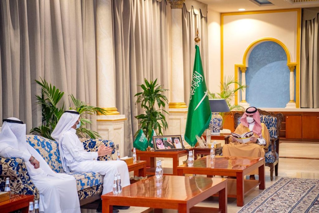 سمو أمير منطقة الجوف يستقبل رئيس وأعضاء مجلس إدارة نادي القلعة بسكاكا