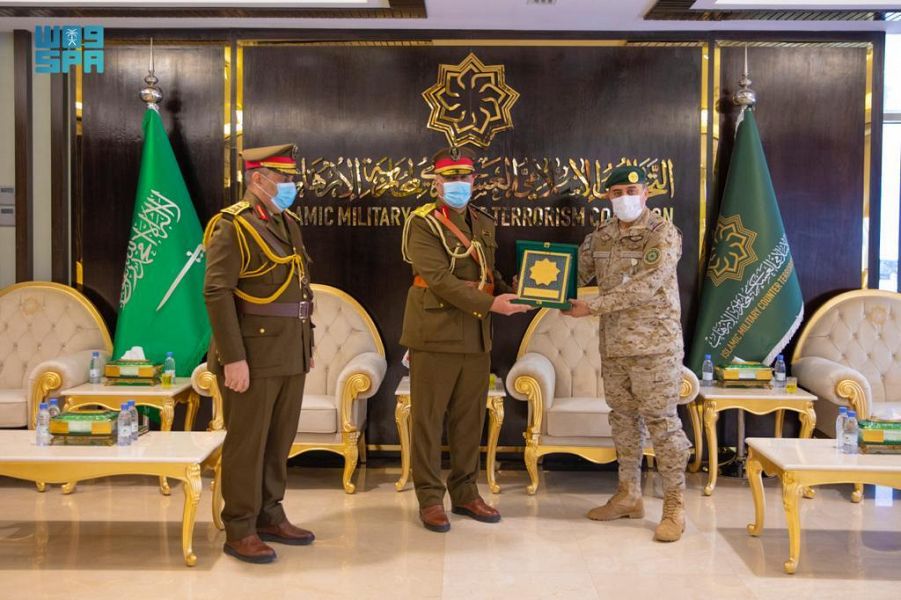 الملحق العسكري العراقي لدى المملكة يزور مقر التحالف الإسلامي العسكري لمحاربة الإرهاب