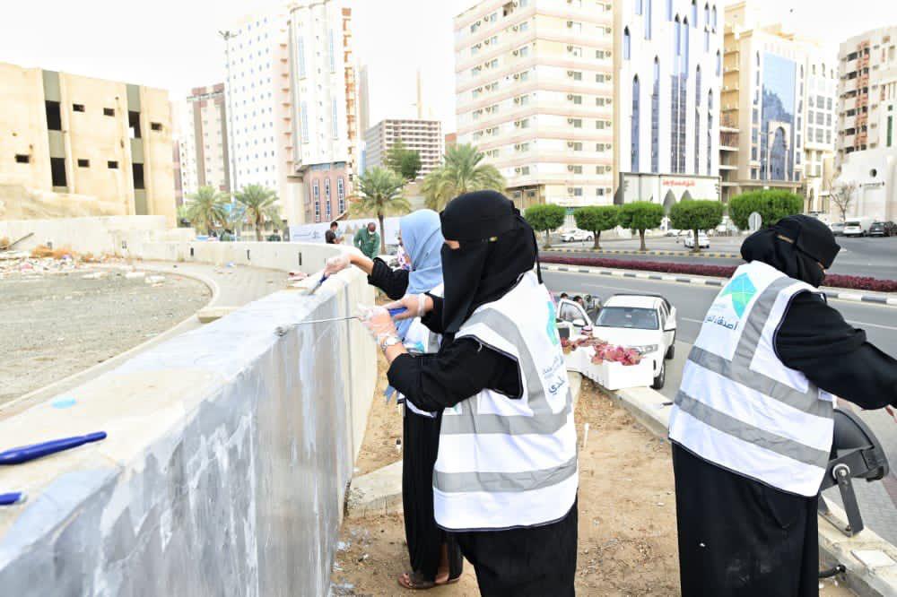 أمانة العاصمة المقدسة تُعالج التشوه البصري بميدان المعابدة