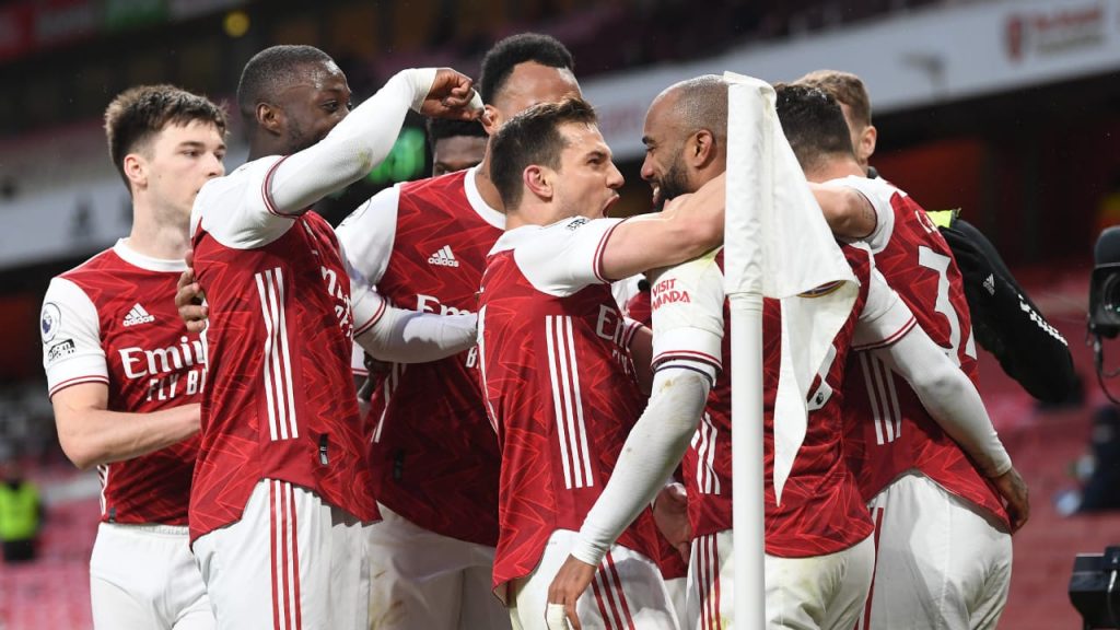 الدوري الإنجليزي: أرسنال يقلب تأخره ويهزم توتنهام