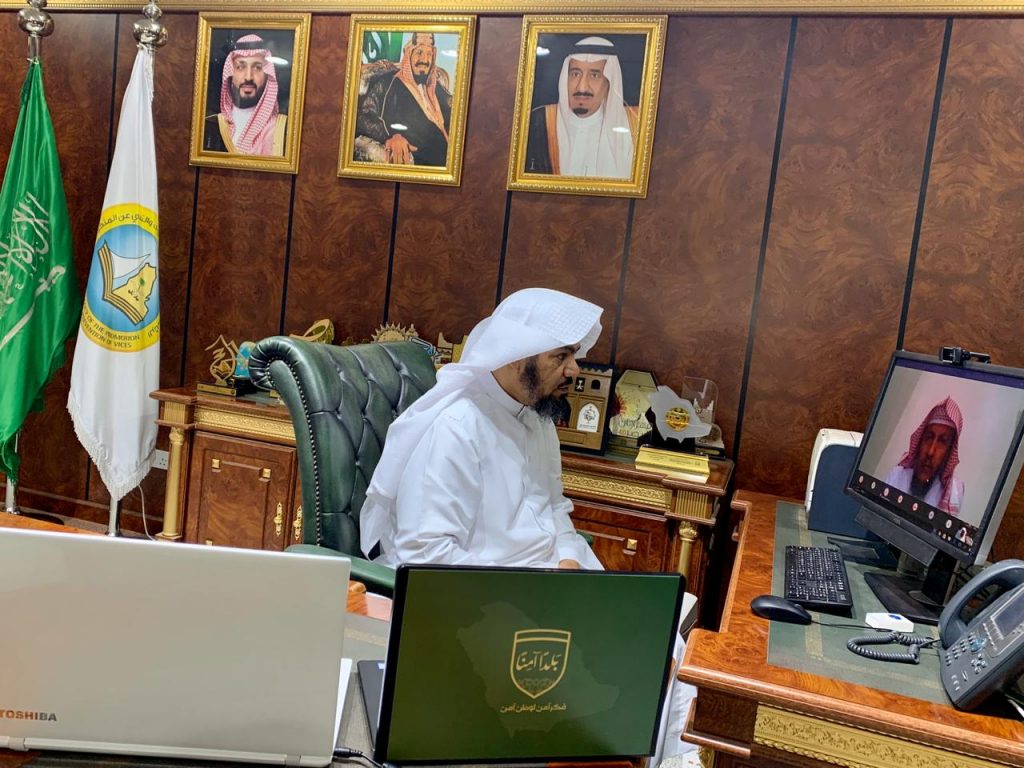 وحدة الأمن الفكري بالرئاسة العامة لهيئة الأمر بالمعروف تنفذ لقاءً بعنوان (رب اجعل هذا البلد آمناً) لمنسوبي فرع هيئة القصيم