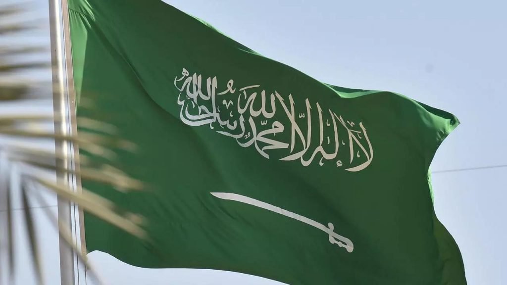المملكة تقرر منع دخول إرساليات الخضروات والفواكه اللبنانية إليها أو العبور من خلال أراضيها ابتداءً من الساعة 9 صباحاً من يوم الأحد 13 / 9 / 1442هـ لحين تقديم السلطات اللبنانية المعنية ضمانات كافية وموثوقة لاتخاذهم الإجراءات اللازمة لإيقاف عمليات تهريب المخدرات الممنهجة ضدها