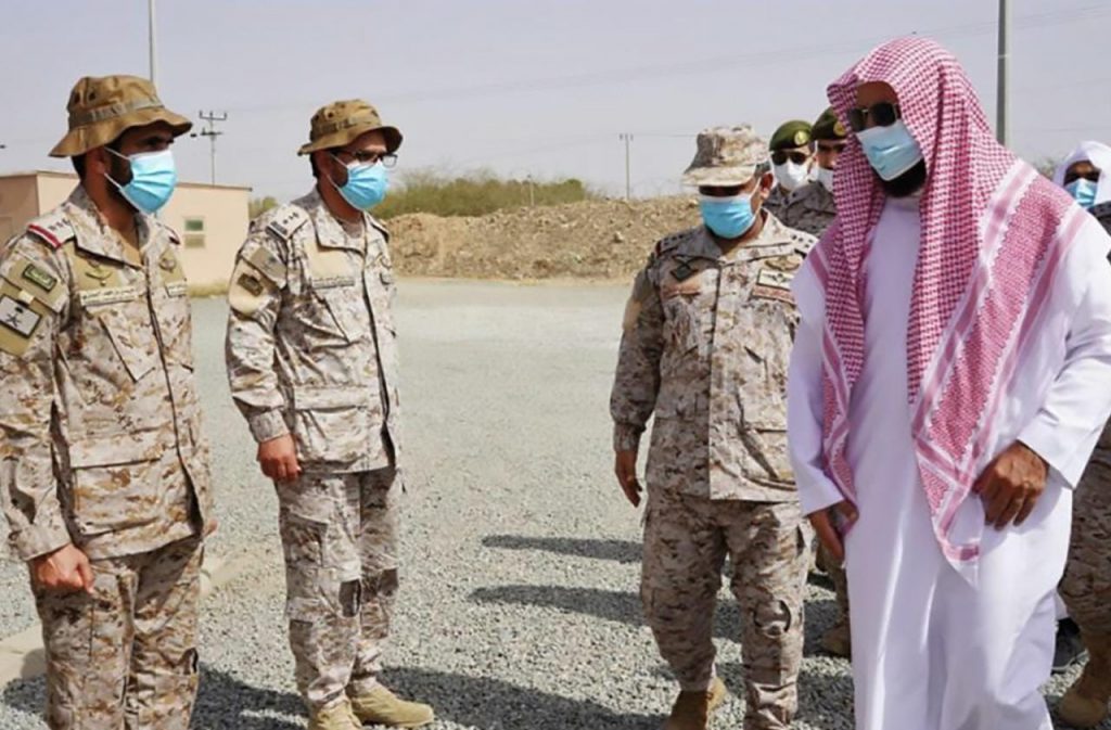 الإدارة العامة للشؤون الدينية للقوات المسلحة تستضيف عضو هيئة كبار العلماء والمستشار بالديوان الملكي بزيارة المرابطين بالحد الجنوبي