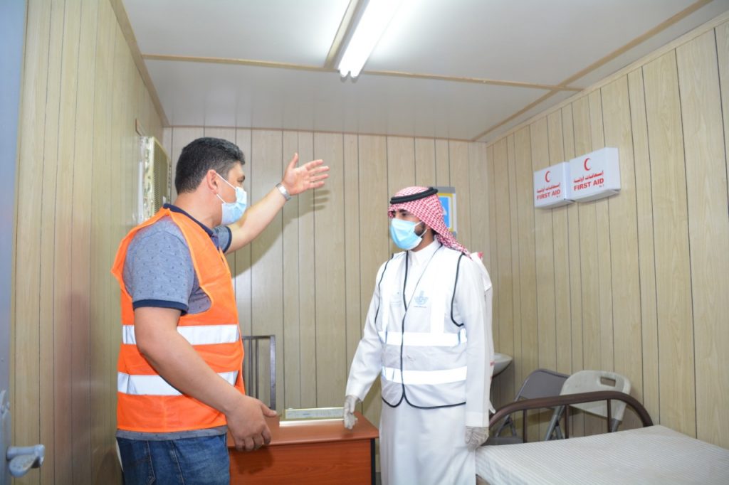 بلدية القطيف تواصل جولاتها الرقابية لـ مبادرة ” توعية ” والتي تستهدف سكن العمالة