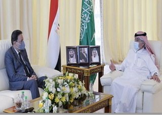 وزير الإعلام المكلف يستقبل رئيس المجلس الأعلى لتنظيم الإعلام المصري