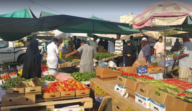 أسواق منطقة جازان تبدأ استقبال بواكير إنتاج مزارع المانجو.