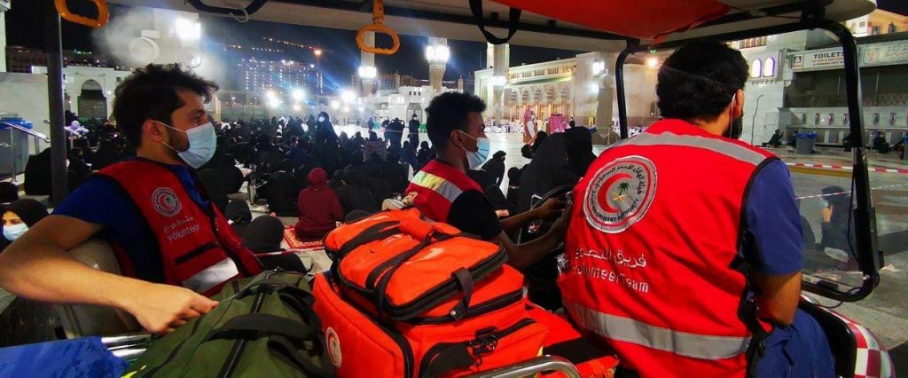 “الهلال الأحمر” بالمدينة المنورة يعلن نجاح التغطية الإسعافية للمسجد النبوي في ليلة ختم القرآن الكريم