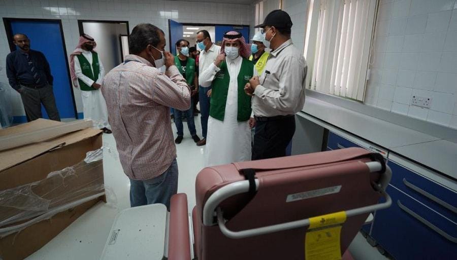 “البرنامج السعودي لتنمية و إعمار اليمن” يستكمل أعمال متابعة توزيع منحة المشتقات النفطية السعودية إلى الجمهورية اليمنية