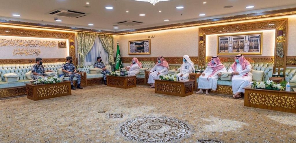 السديس وقائد قوة أمن الحج والعمرة يبحثان وضع خطة لتحقيق أعلى معايير السلامة لقاصدي الحرمين الشريفين