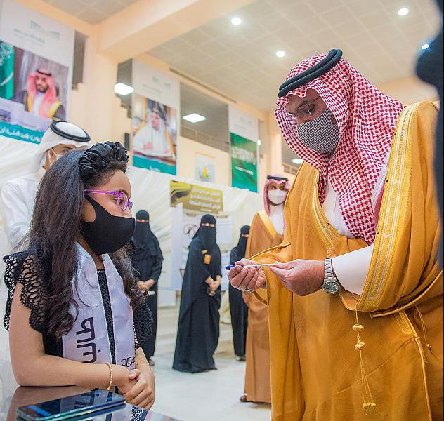 سمو أمير القصيم يزور محافظة عنيزة ويدشن وتفقد مشاريع تنموية بتكلفة تجاوزت نصف مليار ريال