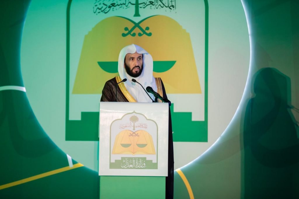 وزير العدل يعلن اكتمال تفعيل قضاء الاستئناف مرافعة وتدقيقاً