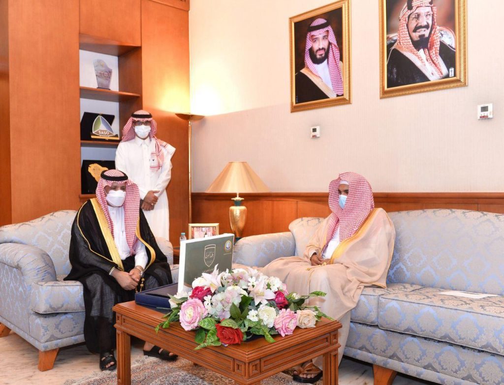 محافظ القطيف المكلف يطلع على فعاليات حملة “ربِّ اجعل هذا البلد آمناً “