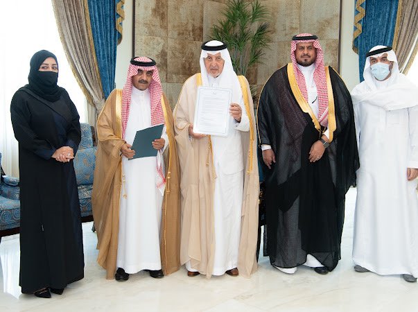 سمو أمير منطقة مكة المكرمة يستقبل رئيس جامعة الملك عبدالعزيز ورئيس جامعة ام القرى