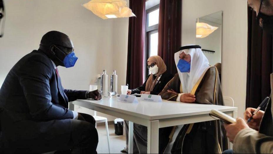 الدكتور الربيعة يلتقي بالمدير العام المساعد لشؤون الاستجابة للطوارئ بمنظمة الصحة العالمية