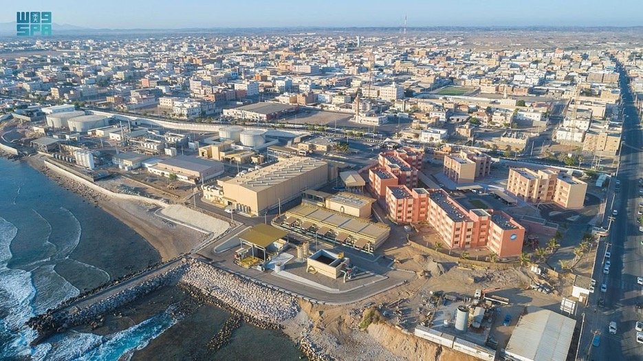 التحلية تُزوِّد محافظة الوجه بمايزيد عن 25 ألف متر مكعب من المياه المحلاة يومياً