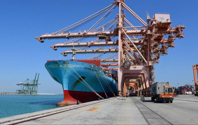 ارتفاع حاويات المسافنة في موانئ السعودية 24% خلال النصف الأول لعام 2021