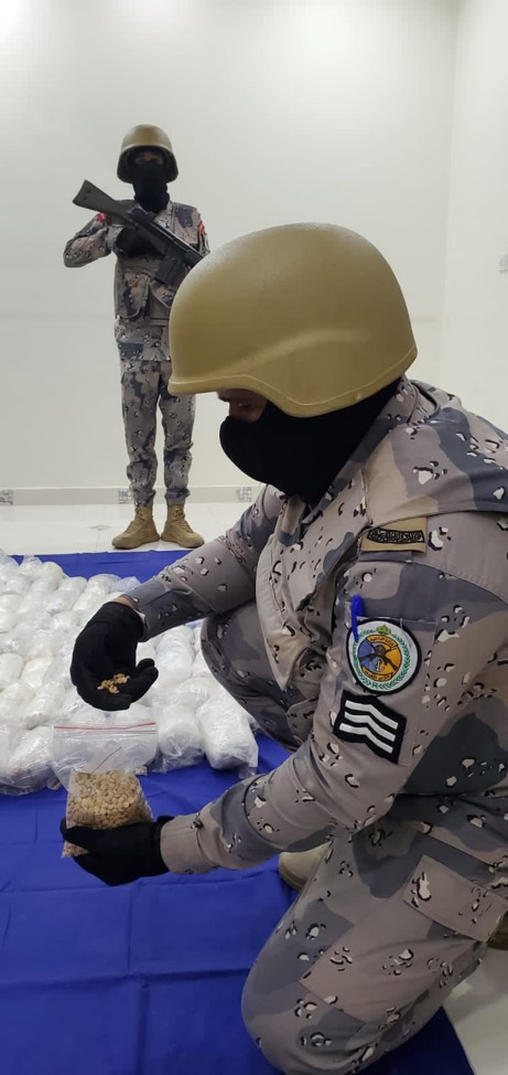 حرس الحدود تحبط محاولات تهريب (894) كيلوجرامًا من مادة الحشيش المخدر