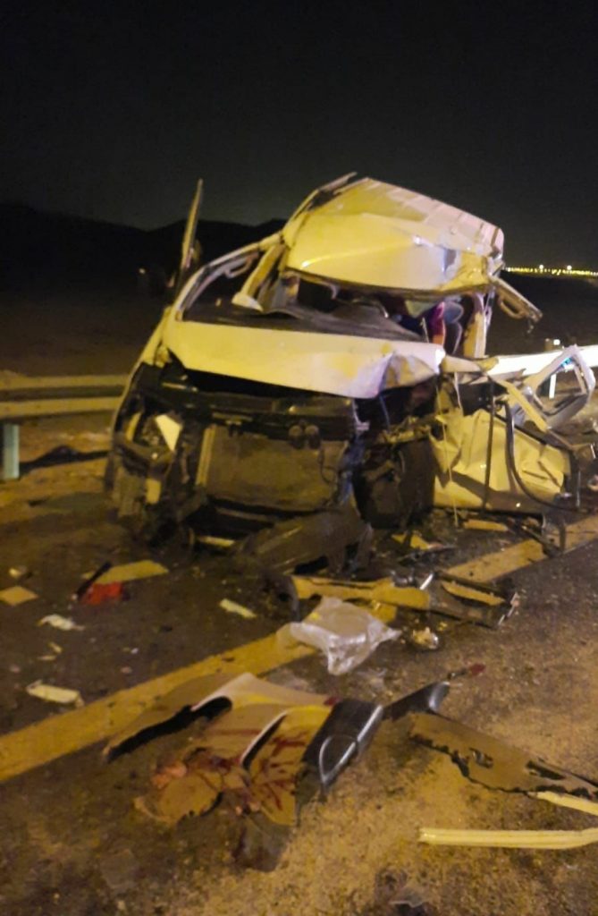 الهلال الاحمر بالعاصمة المقدسة يباشر حادث تصادم نتج عنه وفاة إثنان وإصابة 9 اشخاص