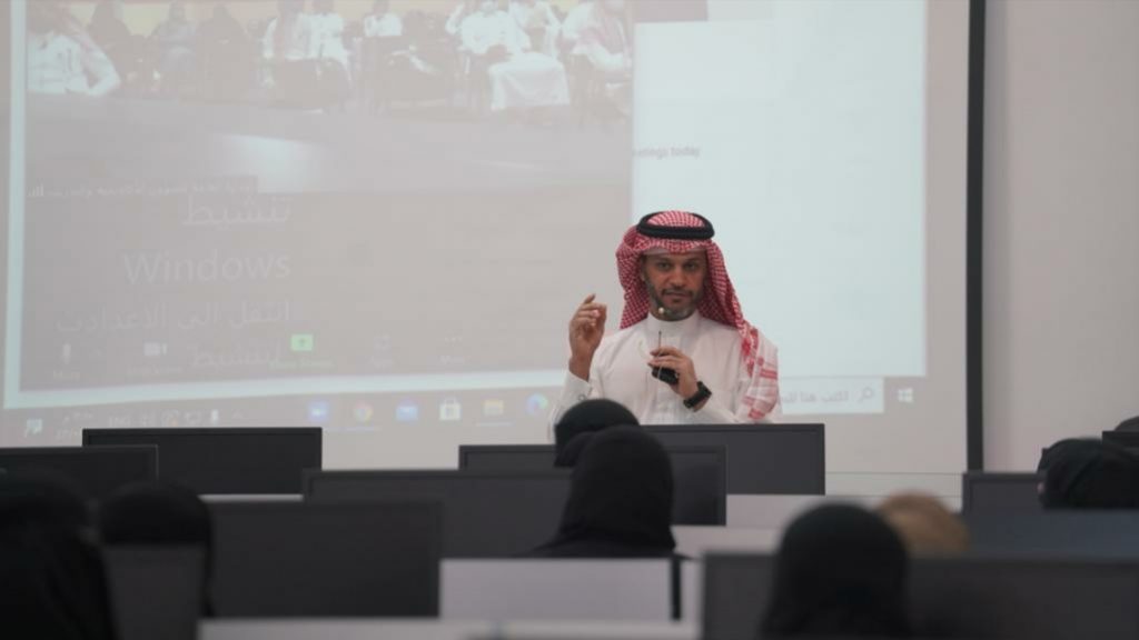 رئيس الهلال الأحمر السعودي يدشن برنامج الترحيل الطبي بنسخته الأولى بمنطقة مكة المكرمة
