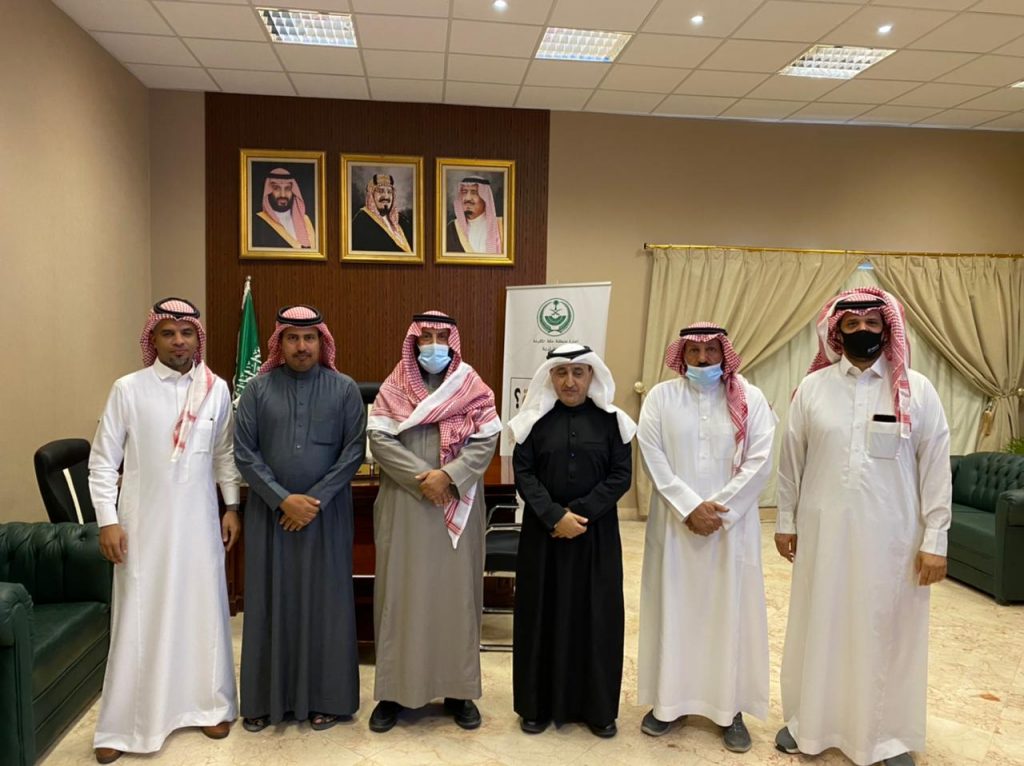 محافظ تربة الأستاذ ” عبدالله آل قراش ” يدشن مبادرة ” طموحنا “