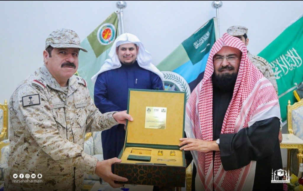 الرئيس العام لقائد مجموعة الدفاع الجوي الرابعة: أنتم الدرع الحصين والجدار المتين والسد المنيع دون الوطن ومقدساته