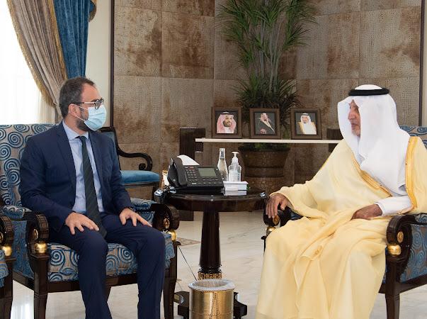 سمو أمير منطقة مكة المكرمة يستقبل القنصل العام لجمهورية إيطاليا