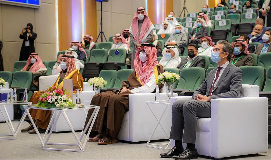 سمو الأمير سعود بن خالد الفيصل يرعى أعمال اختتام منتدى المدينة المنورة الذكية 2022م