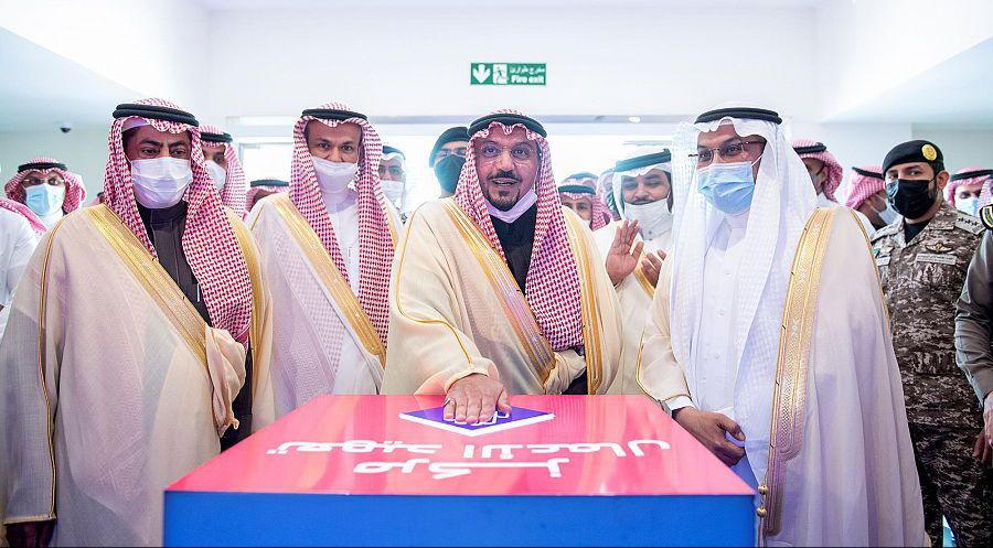 الأمير فيصل بن مشعل يدشن مركز تعهيد الأعمال بالقصيم “solution bu stc”