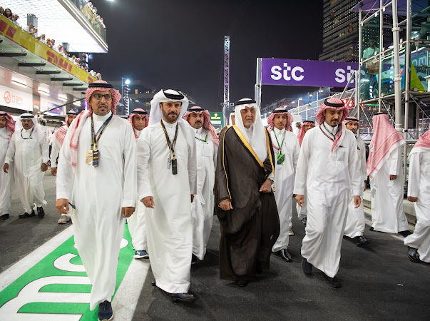 نيابة عن سمو ولي العهد أمير منطقة مكة المكرمة يشهد   ختام منافسات جائزة السعودية الكبرى STC للفورمولا 1 للعام 2022