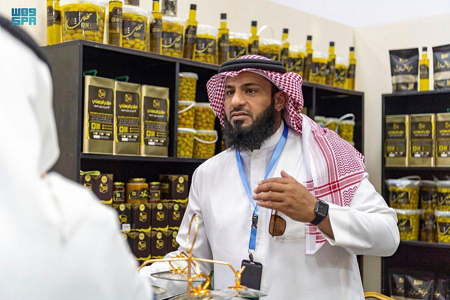 الجهني يواكب المنتجات العالمية لصناعتها محليًا باستخدام زيت الزيتون