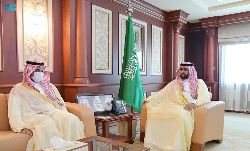 سمو نائب أمير جازان يستقبل طلاب جمعية تحفيظ القرآن بصبيا الفائزين في مسابقة الملك سلمان المحلية