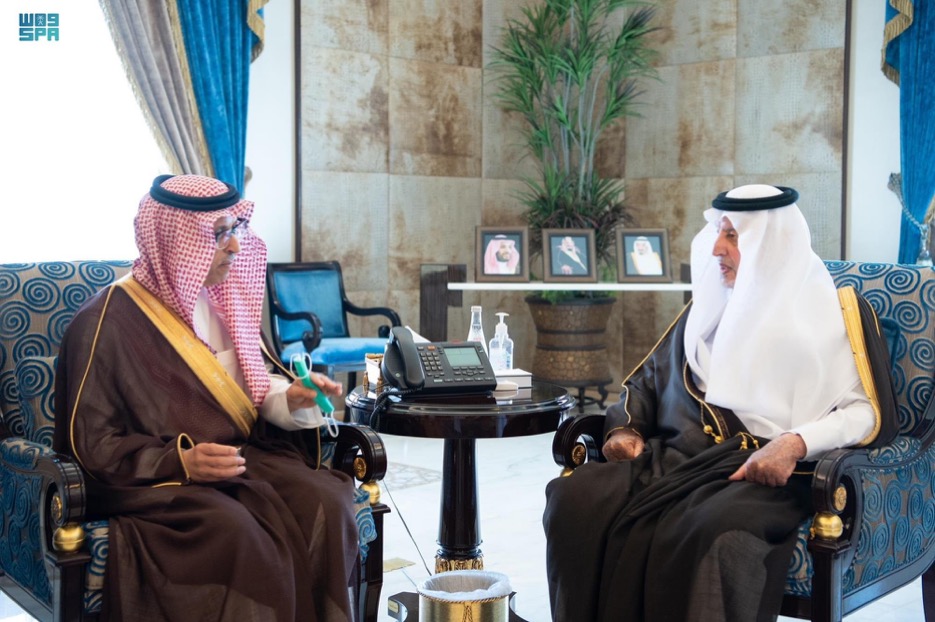 سمو أمير منطقة مكة المكرمة يستقبل الأمين العام لمؤسسة الملك عبدالعزيز ورجاله للموهبة والإبداع
