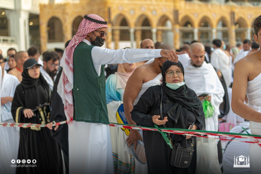 وكالة التفويج وإدارة الحشود: (332) موظفا و (4) ورديات خدمةً لضيوف الرحمن خلال شهر رمضان المبارك