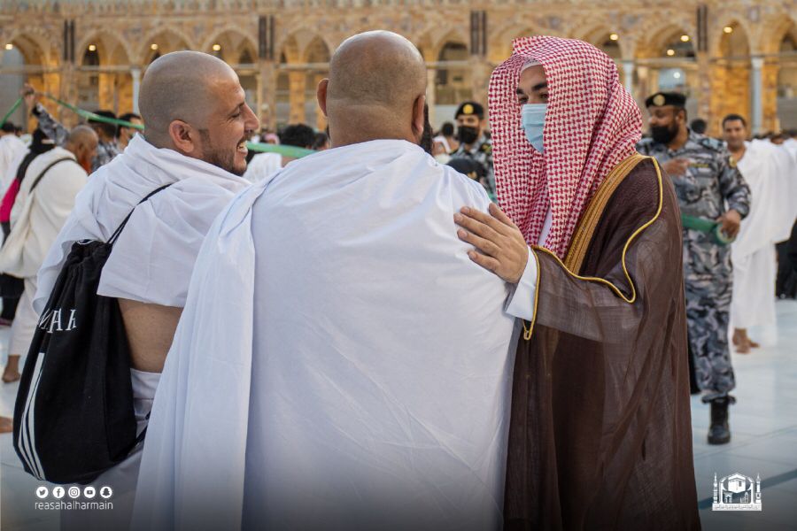 الدعوة بالحكمة، والموعظة الحسنة” تُمَيّزُ عضو هيئة المسجد الحرام