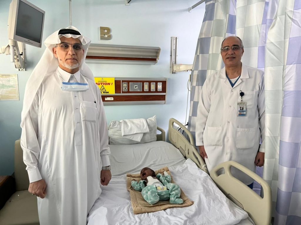 جراحة قلب مفتوح عاجلة بولادة مكة تنقذ حياة رضيع