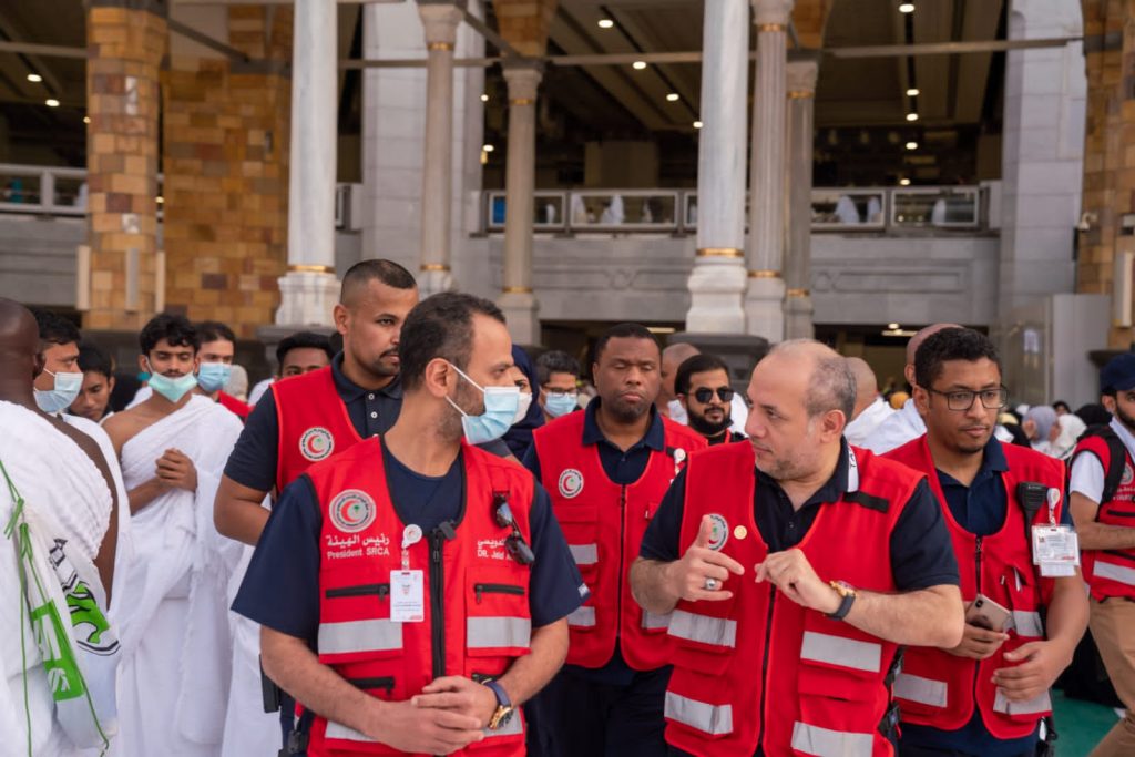 “العويسى” يزور مكة المكرمة لمتابعة استعدادات الهلال الأحمر السعودي لموسم الحج