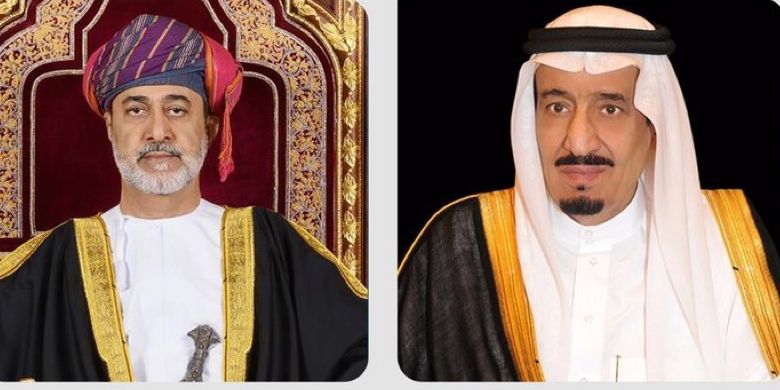 خادم الحرمين الشريفين يتلقى اتصالاً هاتفياً من سُلطان عُمان