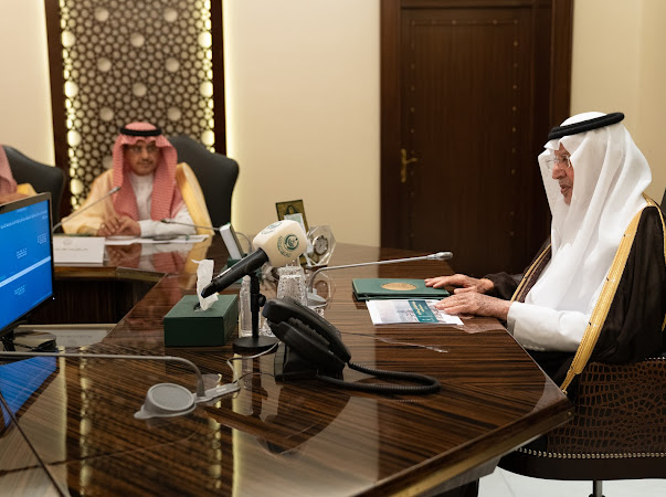 سمو أمير منطقة مكة المكرمة يترأس اجتماع مشروع ازالة عشوائيات جدة