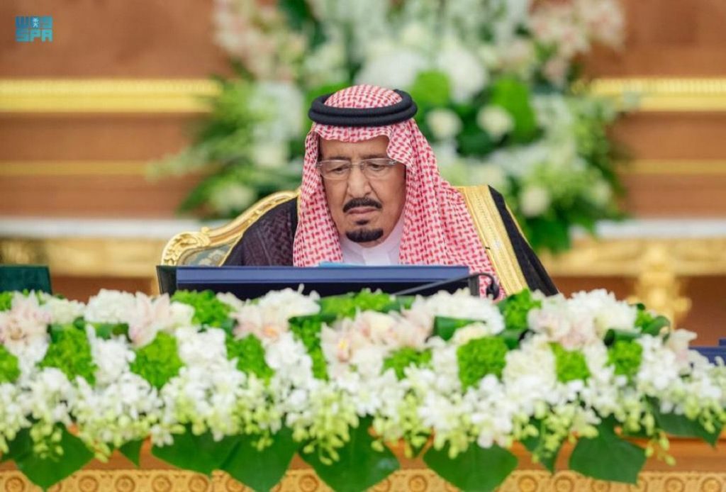 خادم الحرمين الشريفين يرأس جلسة مجلس الوزراء