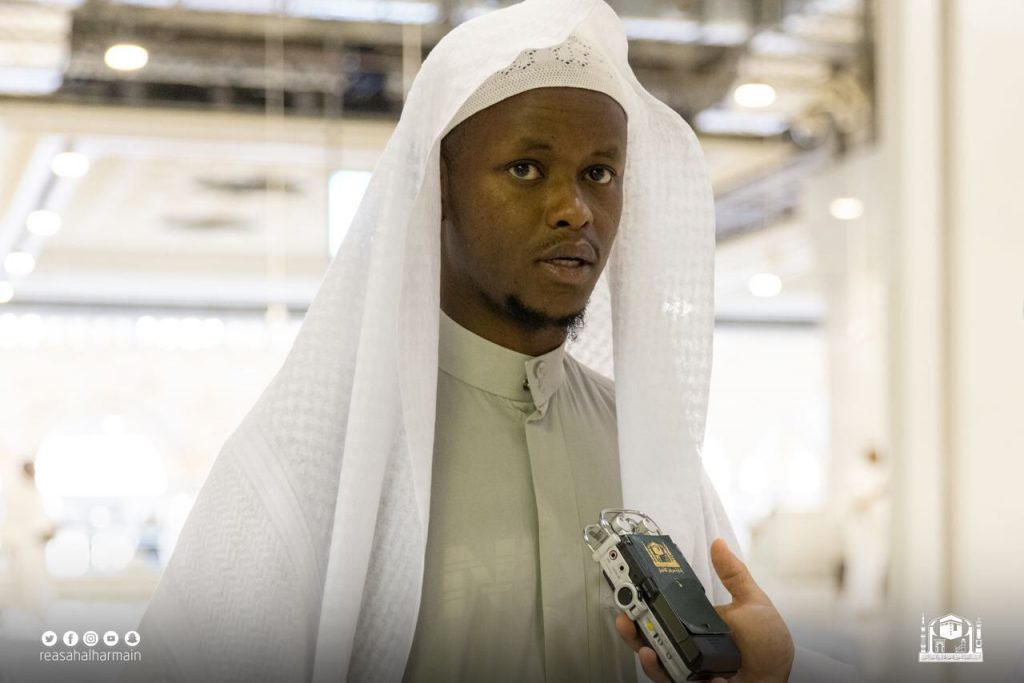 خريجو مشروع حلقات المسجد الحرام: إتمام القراءات العشر في المسجد الحرام شرف لا يعادله شرف وكلمات الثناء لا تفي المملكة حقها