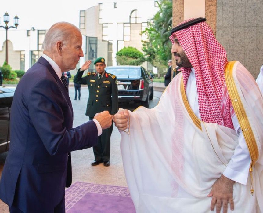 سمو ولي العهد يستقبل رئيس الولايات المتحدة الأمريكية