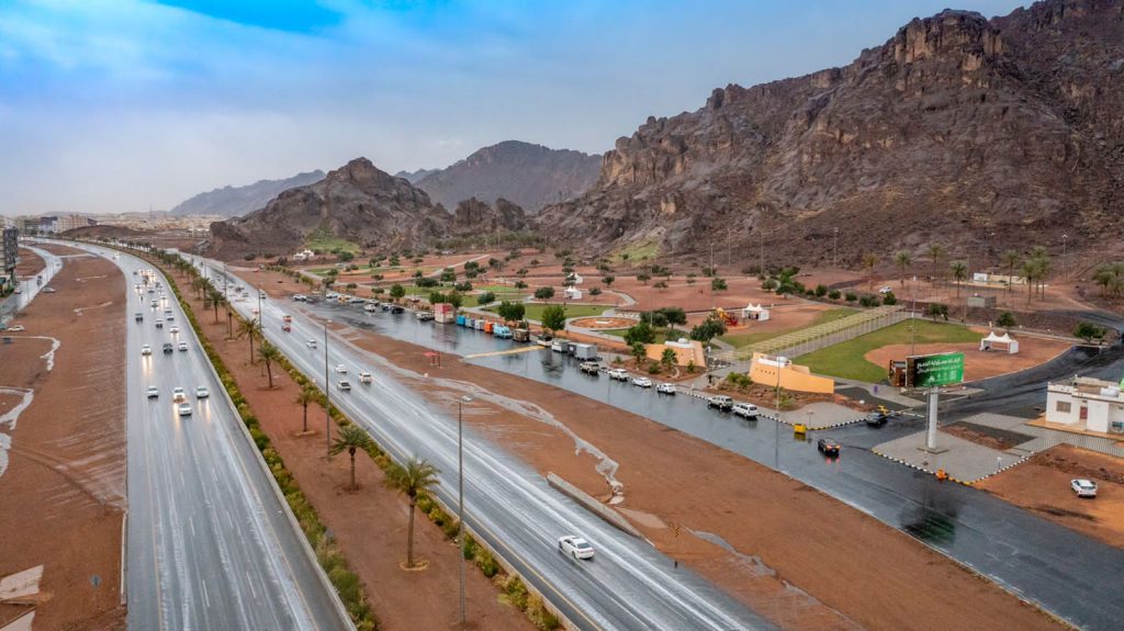 أمانة منطقة حائل تبدأ إجراءات تنفيذ جسور المشاة لتعزيز السلامة المرورية